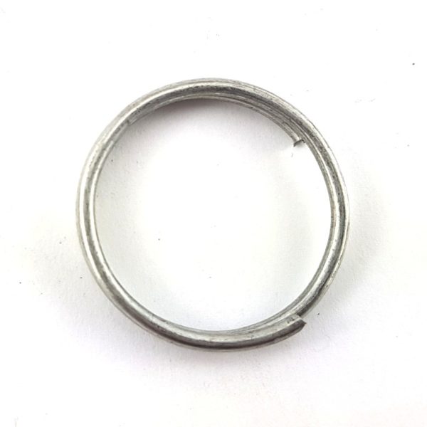 29mm x 2.3mm galvanised key ring