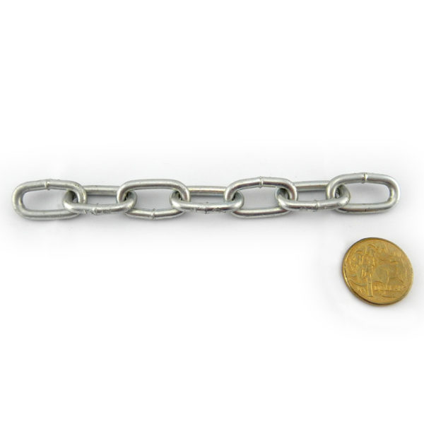 Welded chain in zinc 4mm